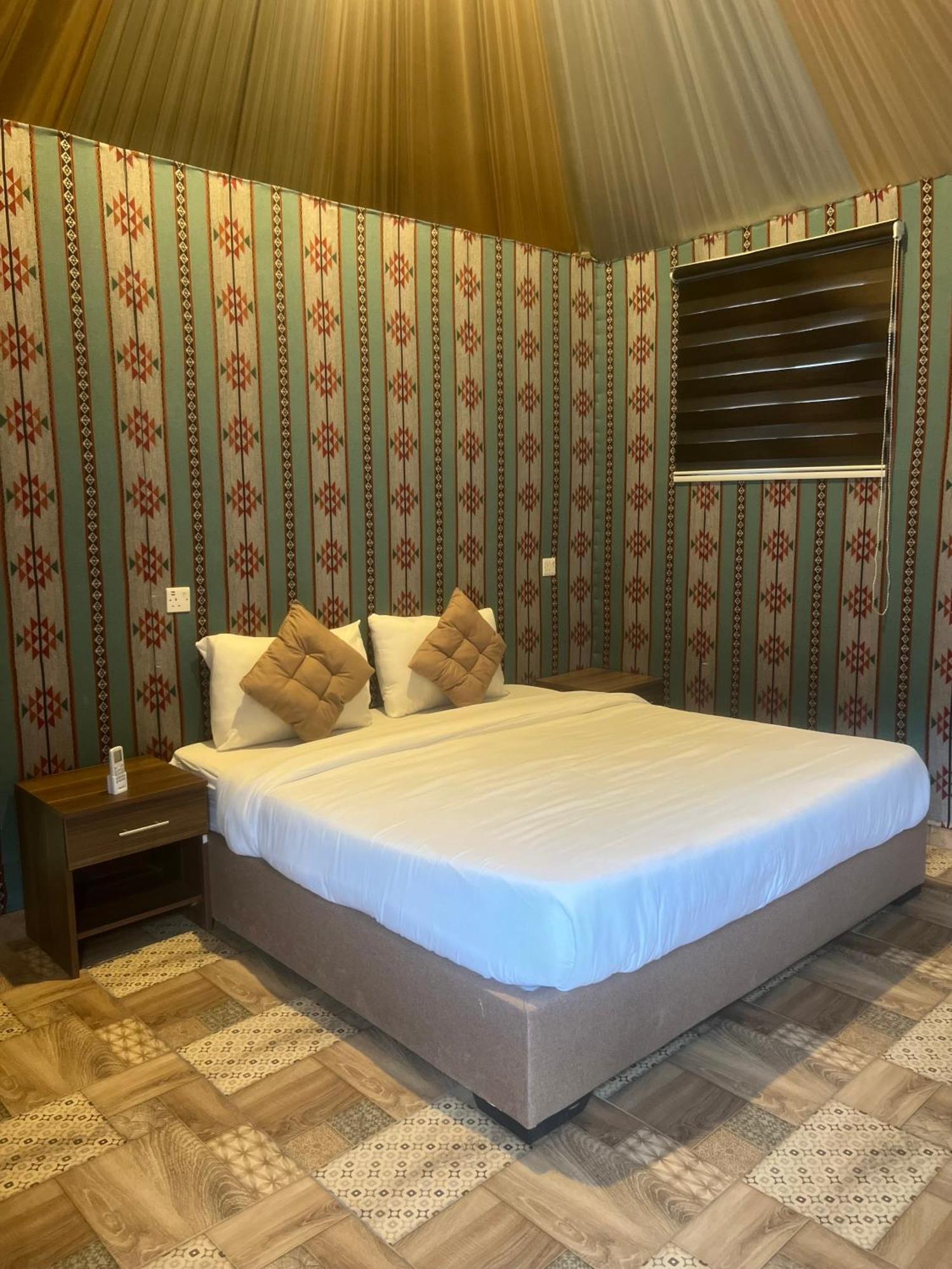 Rum Moon Luxury Camp Wadi Rum Exterior photo