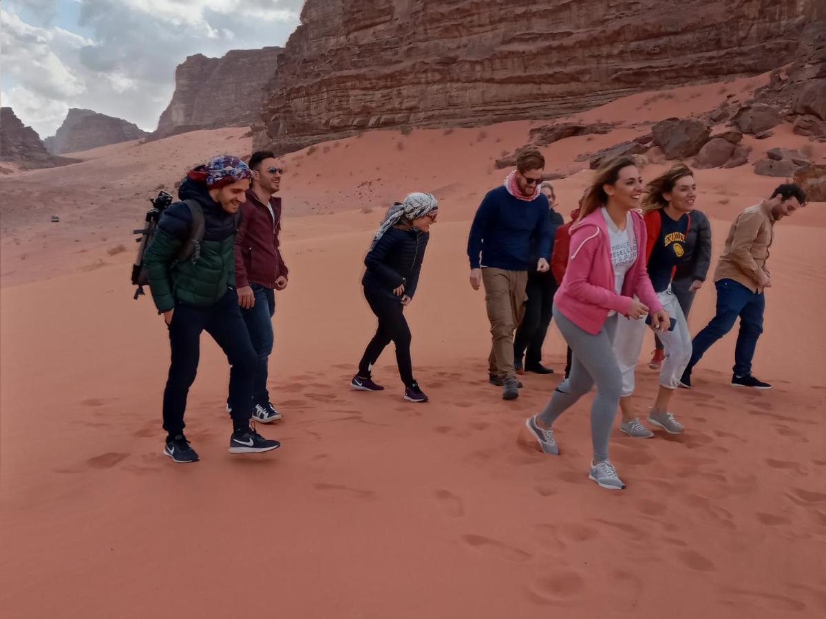 Rum Moon Luxury Camp Wadi Rum Exterior photo
